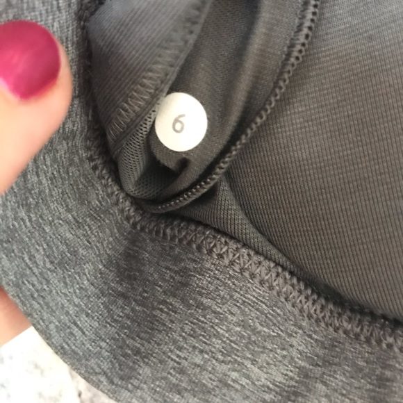 Lululemon bra excellent condition /pads - Picture 5 of 5